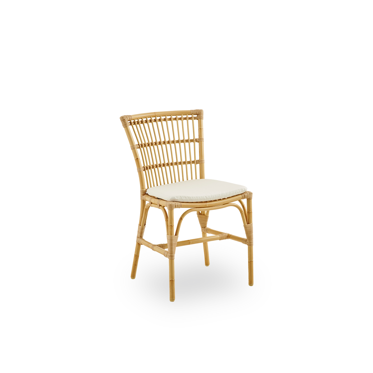 Vakker klassisk spisestol til uteplassen: Utestol Elisabeth Dining Chair fra Sika Design