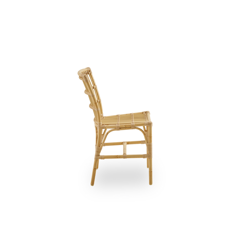 Vakker klassisk spisestol til uteplassen: Utestol Elisabeth Dining Chair fra Sika Design