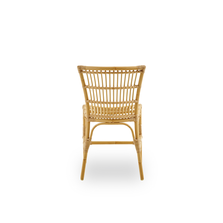 Vakker klassisk spisestol til uteplassen: Utestol Elisabeth Dining Chair fra Sika Design