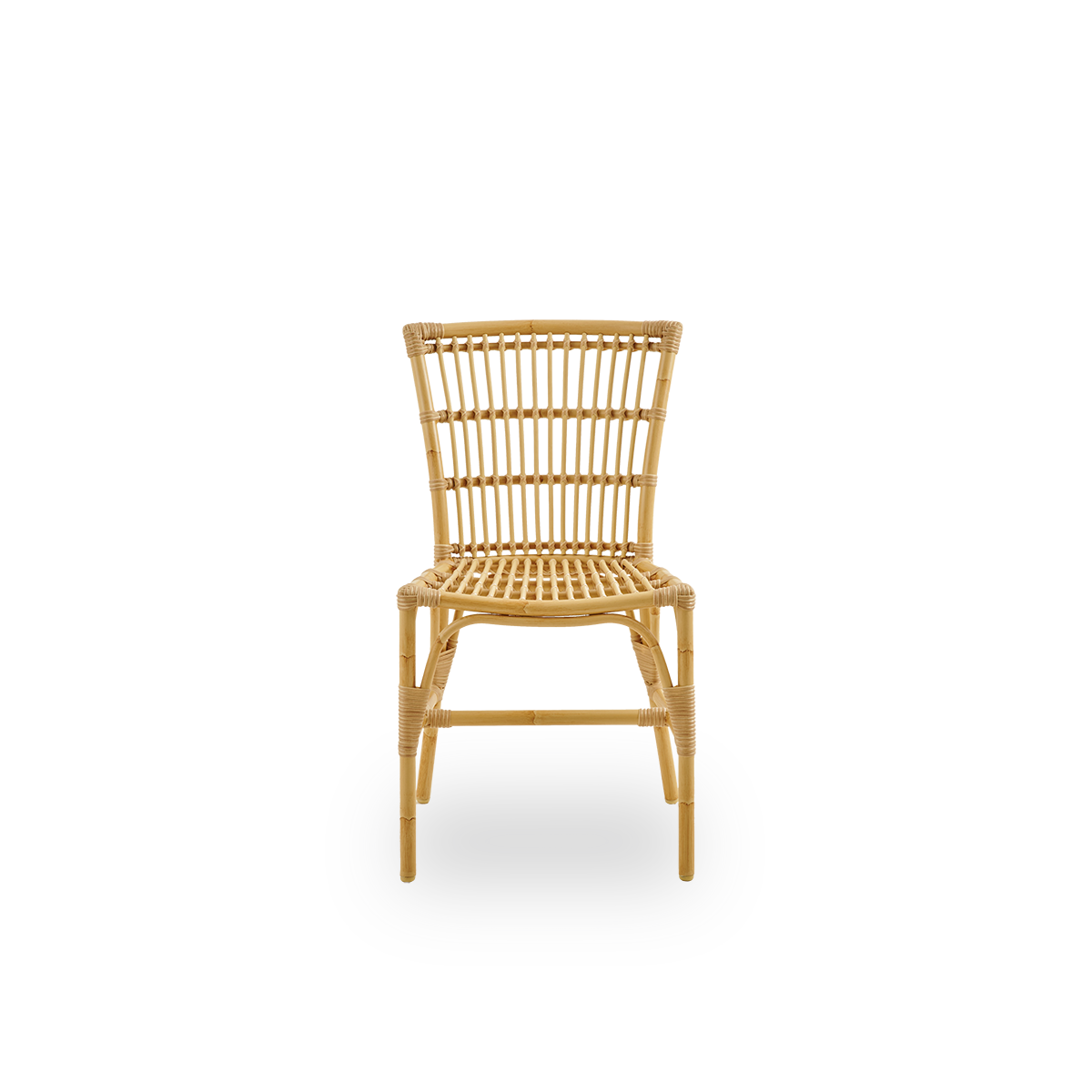 Vakker klassisk spisestol til uteplassen: Utestol Elisabeth Dining Chair fra Sika Design