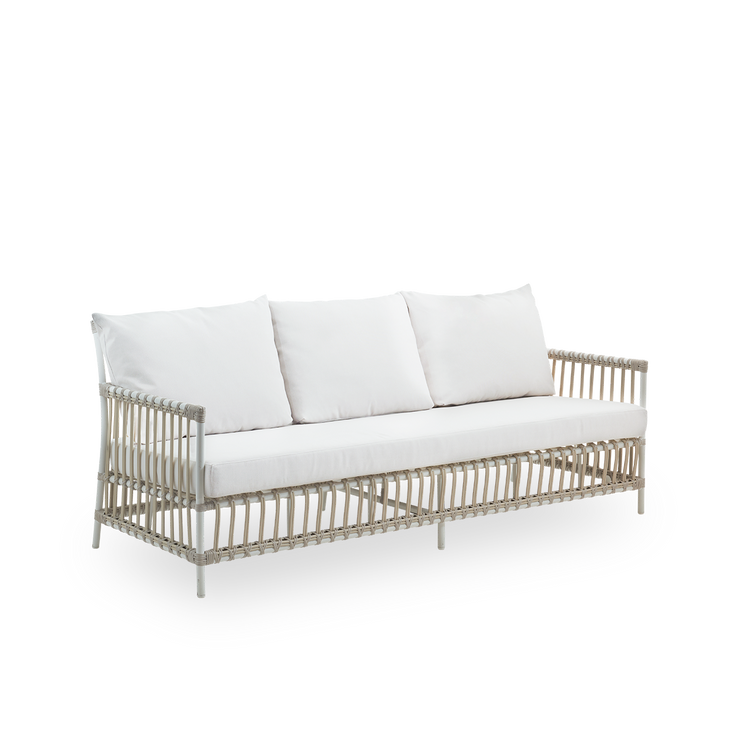 Utesofa Caroline 3-seter fra Sika Design i fargen Dove White