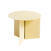 Sidebordet Slit table round i fargen Light yellow fra Hay.