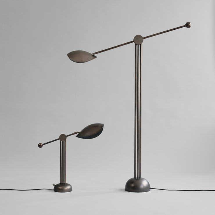Det finnes også en gulvlampe i Stingray-serien. Å bruke ulike lamper fra samme serie i ett og samme rom kan være superfint!
