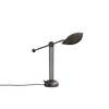 I tillegg til formen så elsker vi bronsefinishen til Stingray-lampen!