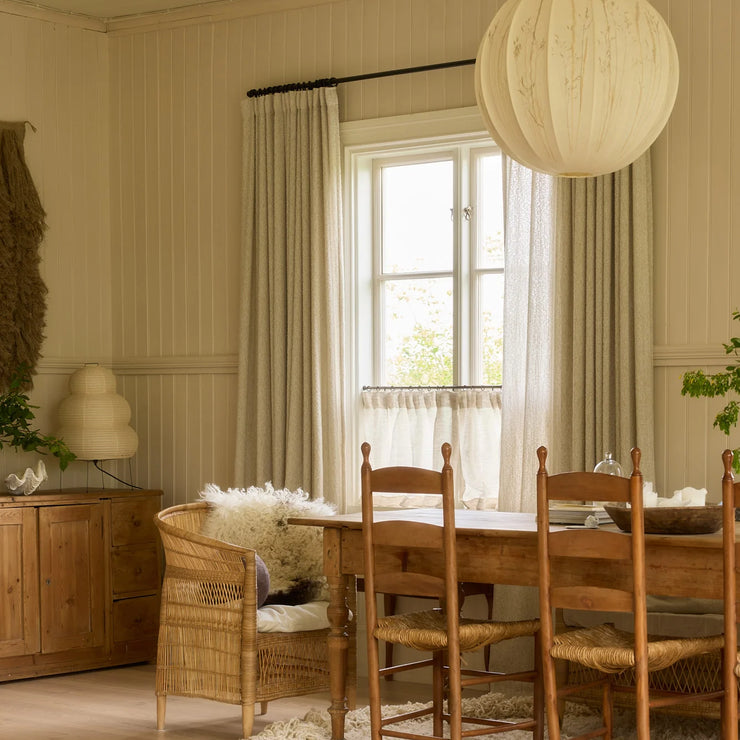 Gardin Bouclé fra Gotain i fargen Benhvit