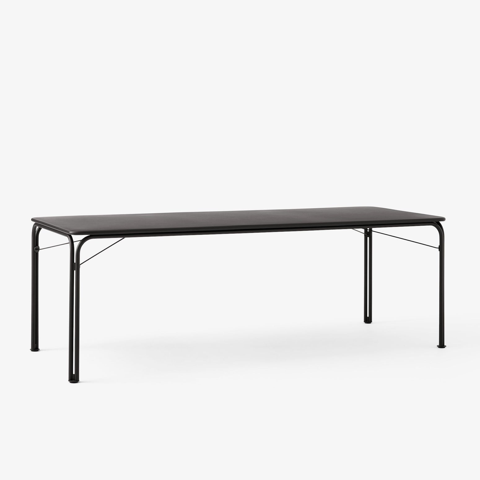 Rektangulært spisebord Thorvald SC99 fra &tradition i fargen Warm Black, B220 x D90 cm