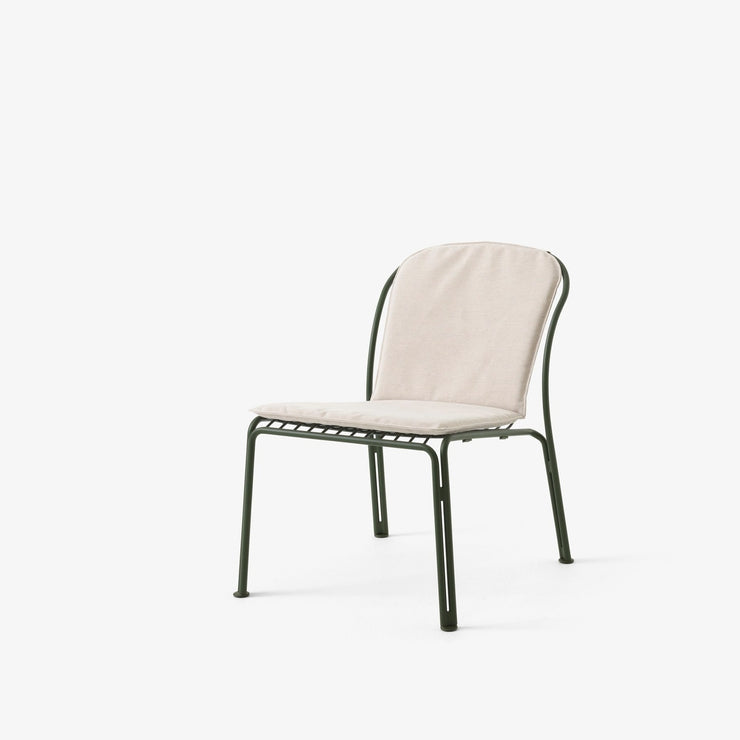 Her i loungestolen Thorvald Armchair SC100.