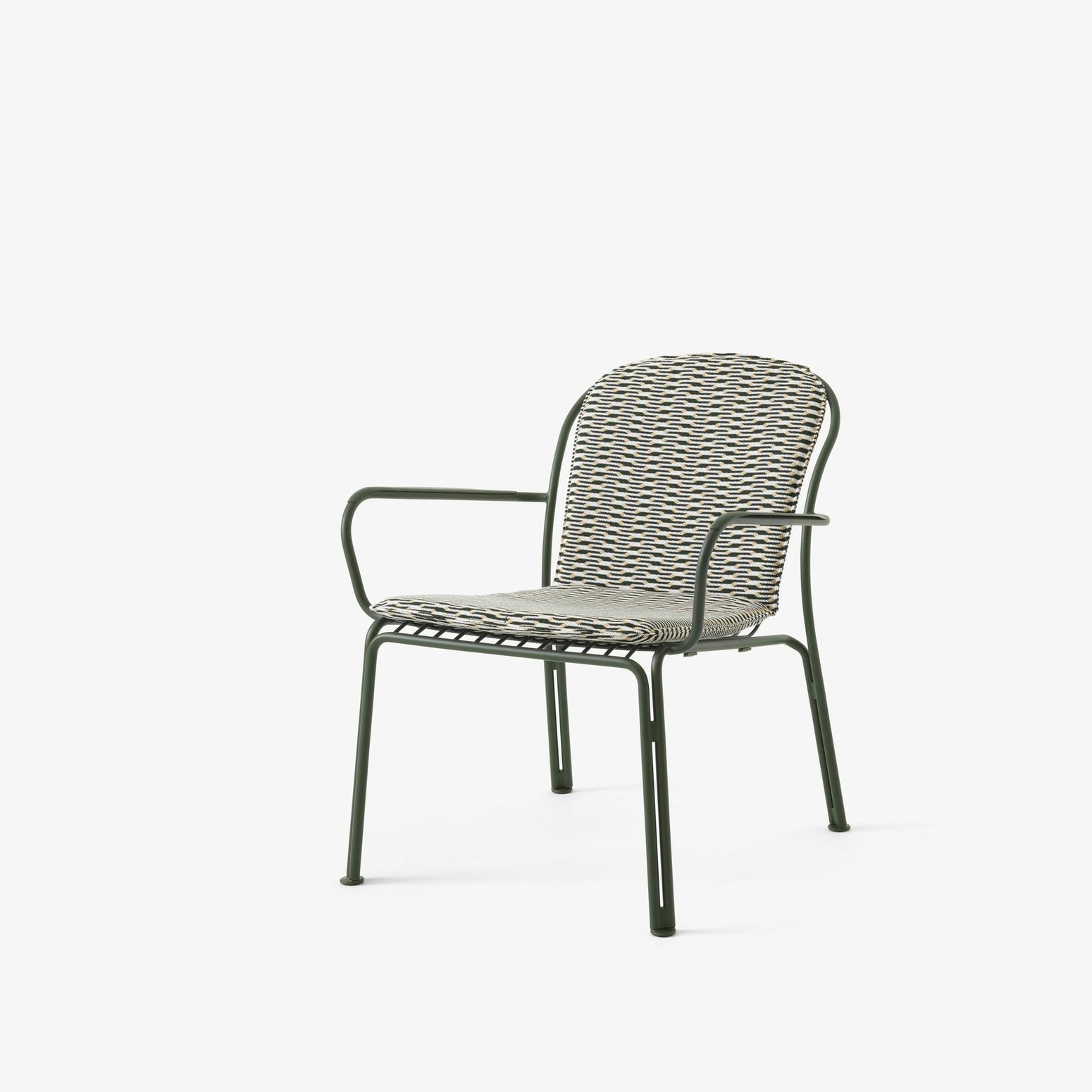Her i loungestolen Thorvald Armchair SC101.