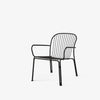 Loungestol Thorvald Armchair SC101 fra &tradition i fargen Warm Black.