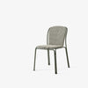 Her med spisestolen Thorvald SC94 i fargen Bronze Green.
