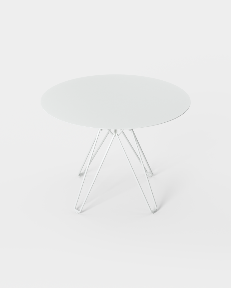 Spisebordet Tio Dining Table Round Ø100 cm fra Massproductions i fargen White. Bordet finnes i mange andre farger.