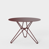 Tio Side Table fra Massproductions i fargen Wine Red.