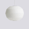 Taklampen Nelson Angled Sphere Bubble fra Hay, medium