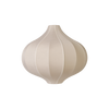 Stor lampeskjerm Raw Sand Onion fra Oi Soi Oi i størrelse 58,5 x 54 cm.