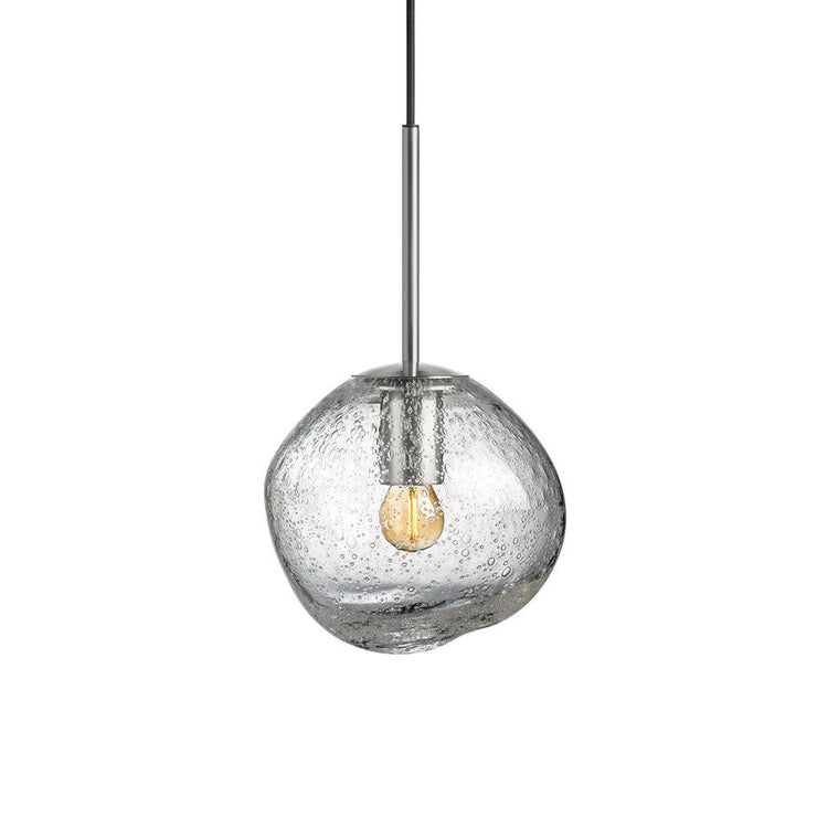 Taklampen Crystal Stone Soda i størrelse 250 mm med stålfarget oppheng.