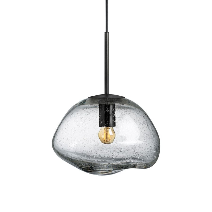 Taklampen Crystal Stone Soda i størrelse 300 mm med svart oppheng.