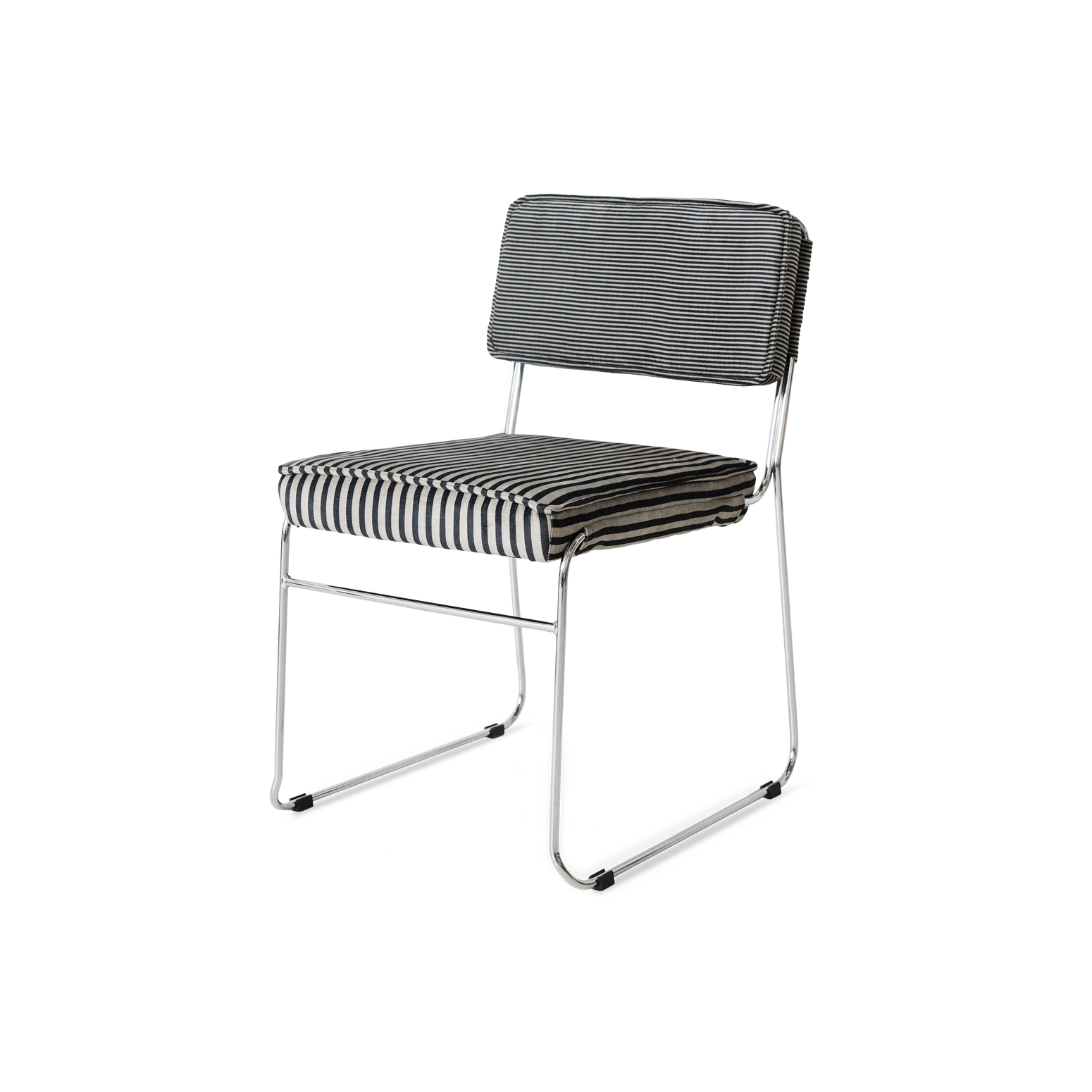 Spisestuestolen Endless Dining Chair fra HK Living med understell i forkrommet stål og polstret sete og rygg i det stripete tekstilet Stripe Monochrome