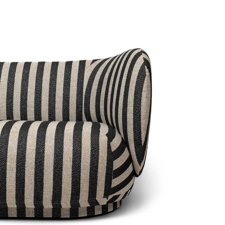 Sofa Rico fra ferm Living i tekstilet Louisiana