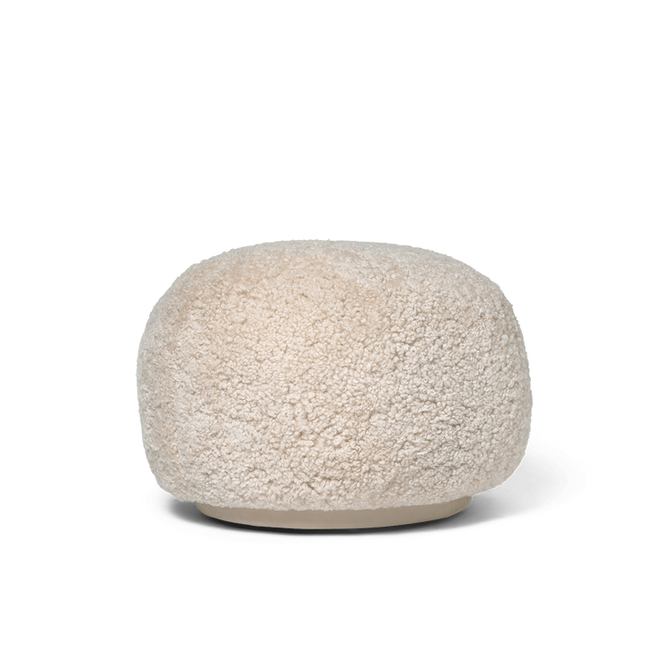 Puff Rico Pouf fra Ferm Living i saueull Moonlight