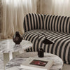 Sofa Rico Lounger fra Ferm Living i det stripete tekstilet Louisiana