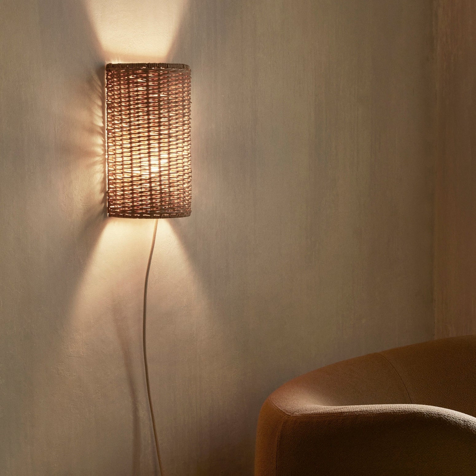Vegglampe Dou fra Ferm Living