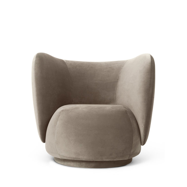 Lenestol Rico i tekstil Rich velvet i fargen Beige (prisgruppe 2)
