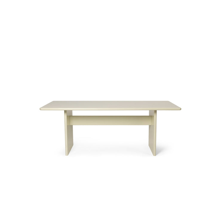 Spisebordet Rink Dining Table i fargen Eggshell fra Ferm Living i størrelse 90x200 cm