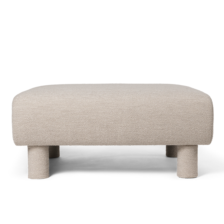Dase puff fra Ferm Living, med polstrede ben