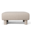 Dase puff fra Ferm Living, med polstrede ben