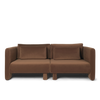 Sofa Dase 2-seter fra Ferm Living i tekstilet Rich Velvet i farge Soft Brown. Her vist med to ekstra puter, som kan bestilles separat. 