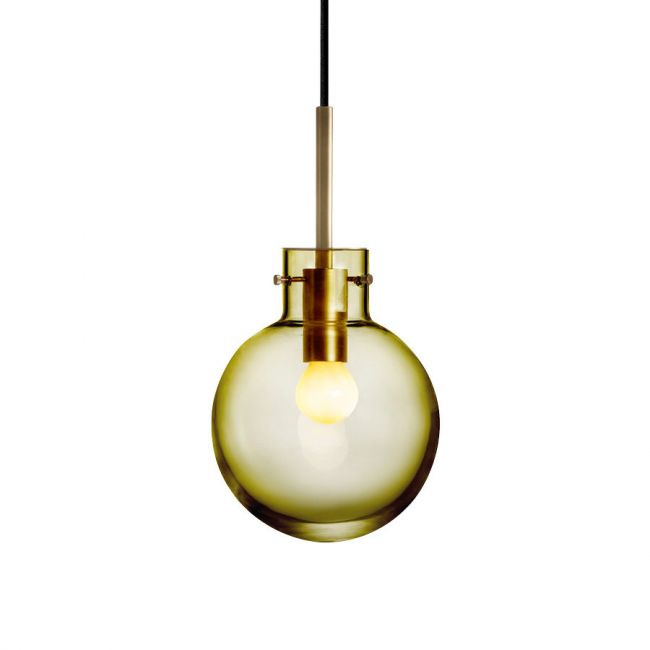 Krystallkule Glatt fra Hadeland Glassverk. Farge: Oliven, Ø160 mm.