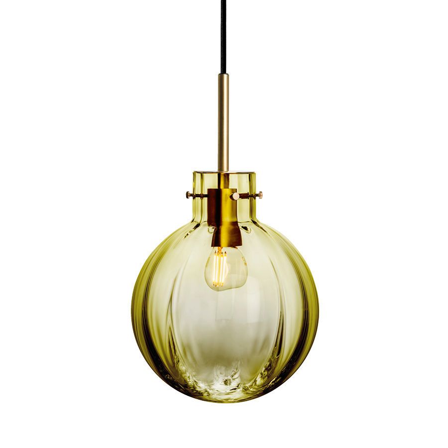 Krystallkule Optikk fra Hadeland Glassverk. Farge: Oliven, Ø200 mm.