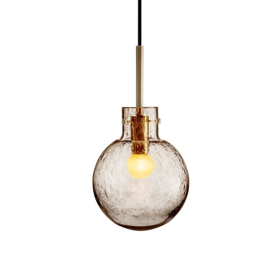 Krystallkule Soda fra Hadeland Glassverk. Farge: Kakao, Ø160 mm.