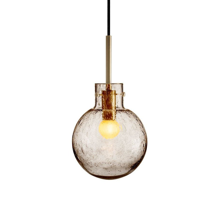 Krystallkule Soda fra Hadeland Glassverk. Farge: Kakao, Ø160 mm.