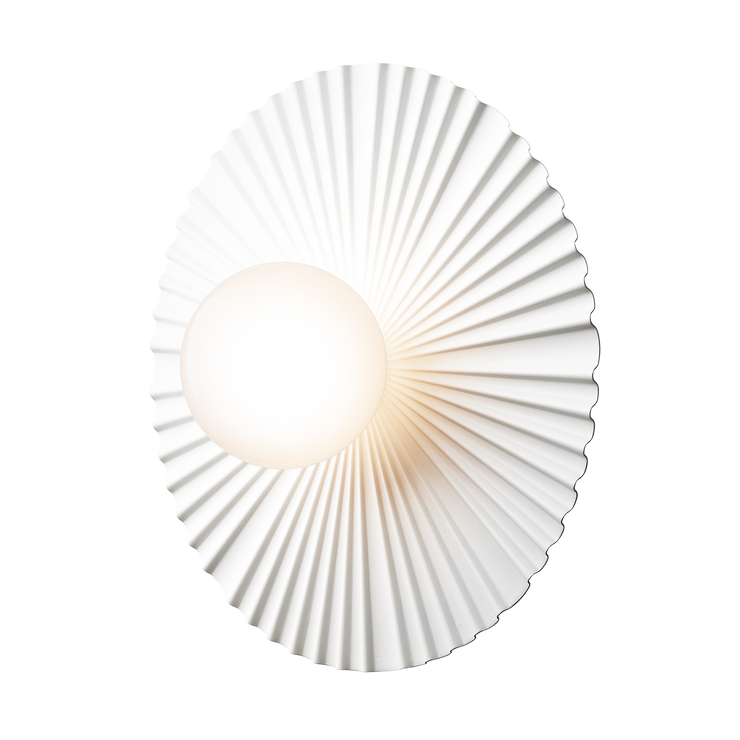 Tak- og vegglampe Liila Muuse medium fra Nuura, White / opal.