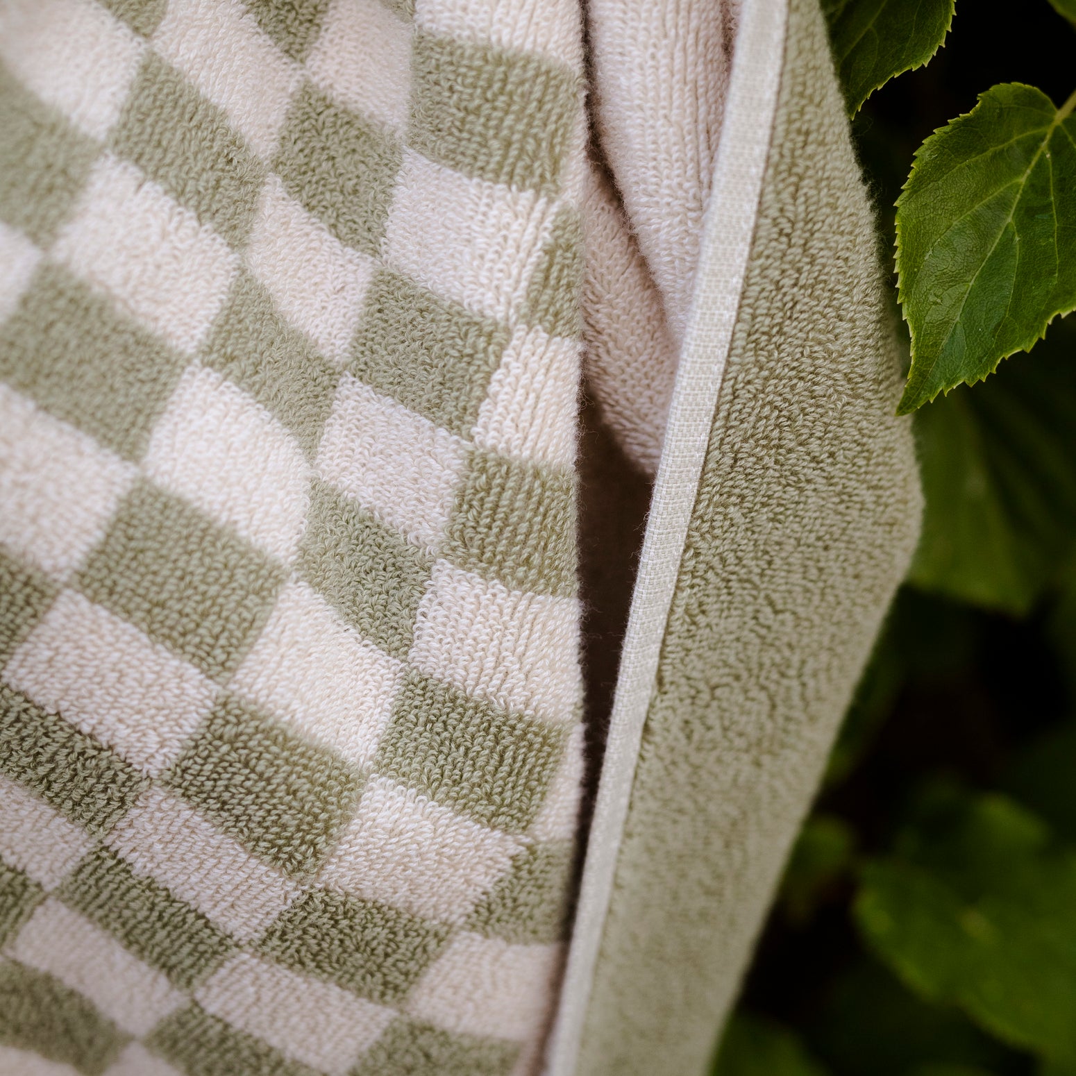 Rutete håndkle Damier 70x140 cm fra OsloDeco, 2-pakning