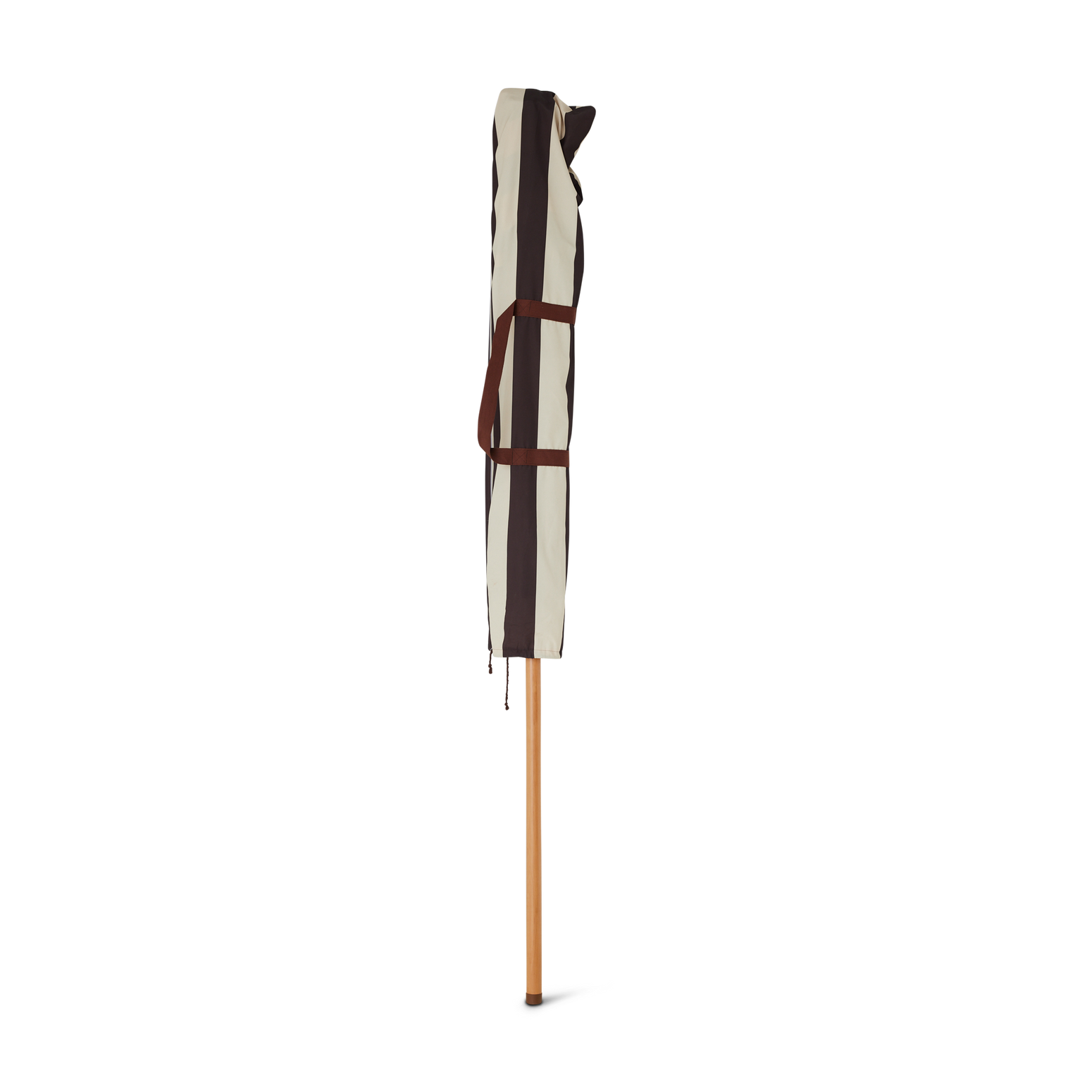 Parasollen Patio Umbrella Stracciatella fra HK Living kommer med en kjekk bæreveske, som gjør den enkel å flytte rundt
