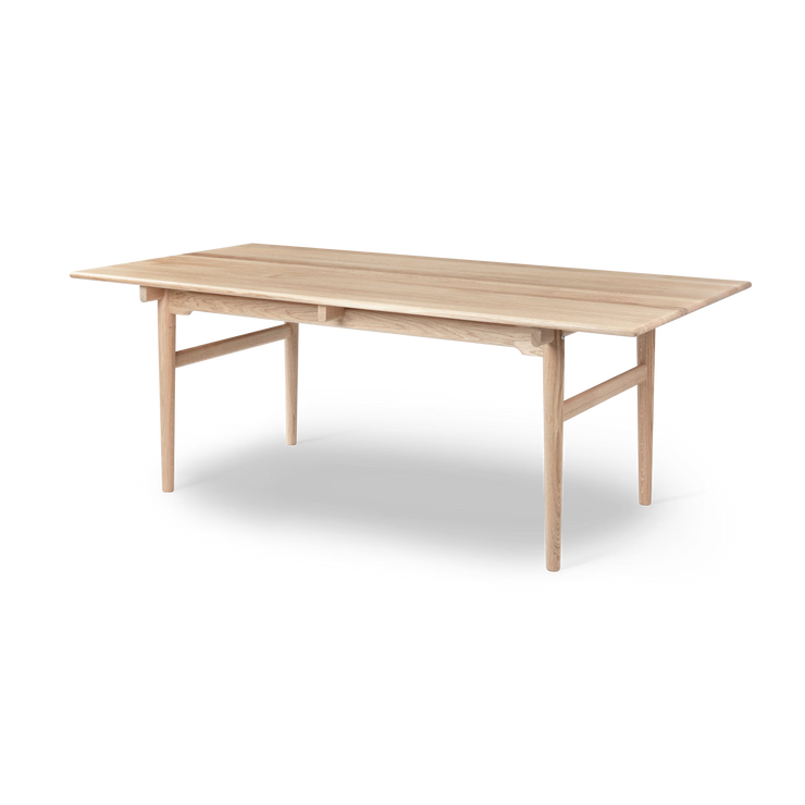 Spisebord CH327 Dining Table fra Carl Hansen & Søn i hvitoljet eik, 190x95 cm