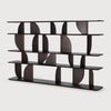 Bokhylle Geometric Rack fra Ethnicraft i lakkert teak (dyp mørkebrun farge)