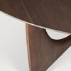 Spisebord Geometric Dining Table Round fra Ethnicraft i brunlakkert teak