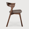 Spisestol Bok Dining Chair fra Ethnicraft med finish i brunlakkert teak