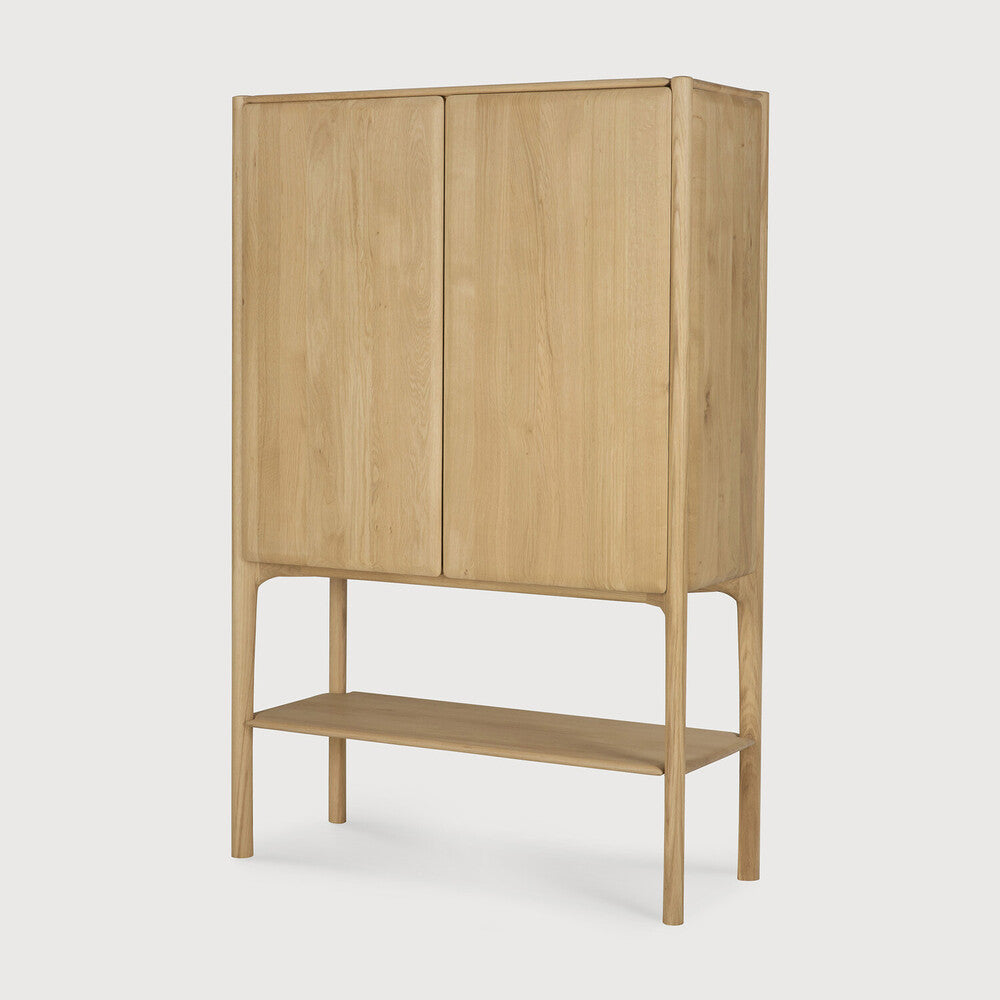 Skap i heltre eik, Pl Cupboard fra Ethnicraft 