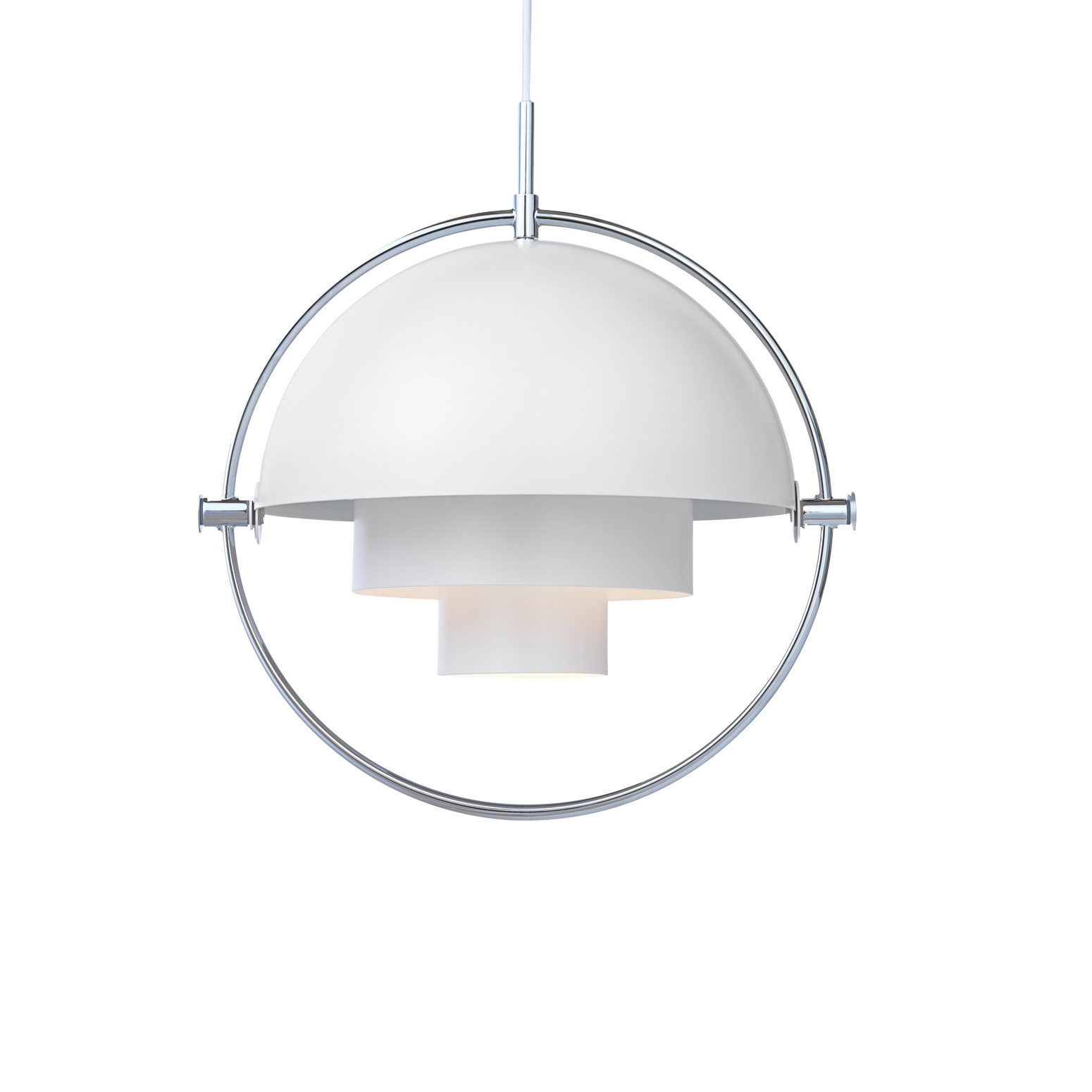 Takpendelen Multi-Lite Pendant, fra Gubi i hvit og krom.
