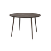 Det runde spisebordet Accent, fra Mater er designet av Space Copenhagen.