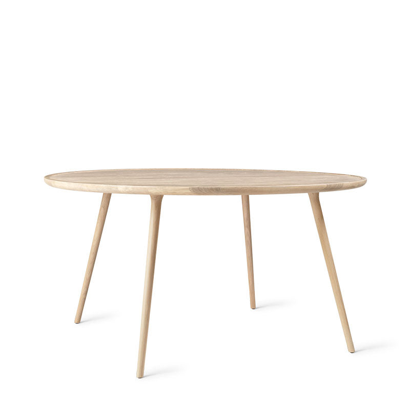 Matt laquered oak, Ø140 cm
