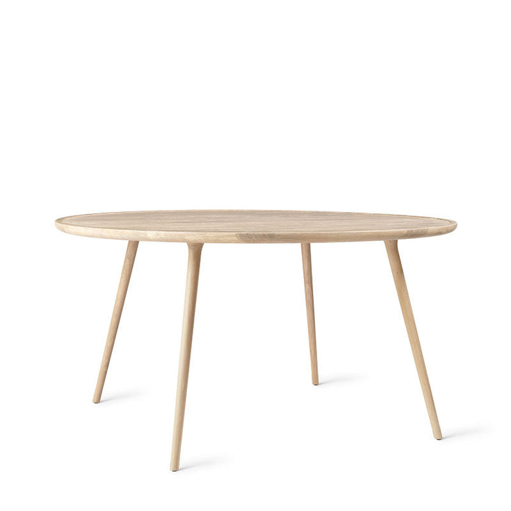 Matt laquered oak, Ø140 cm