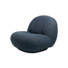 Pacha-stolen kan leveres med svart og messingfarget base, samt i ulike tekstiler.