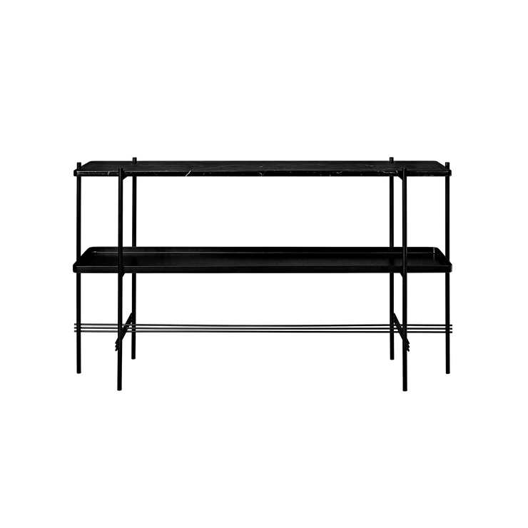 TS Console fra Gubi, med to hyller i svart marmor er nydelig i en stue eller på soverommet ditt.