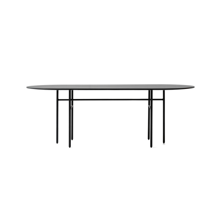 Spisebordet Snaregade, fra Menu er designet av Norm Architects.