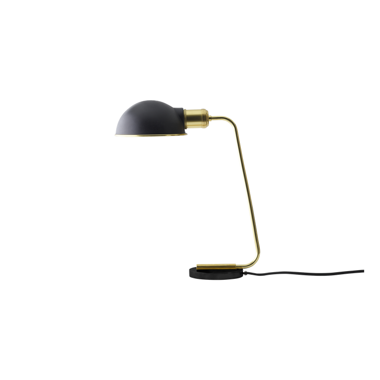 Lampen er nydelig på et skrivebord, eller som nattbordslys.
